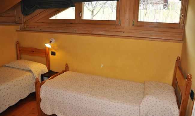 La stanza da letto con due letti singoli.